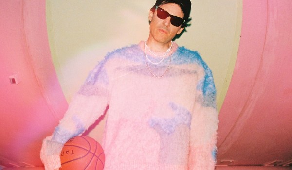 «A Modern Tour EP» de L.A., el clásico que se pone las zapatillas de correr