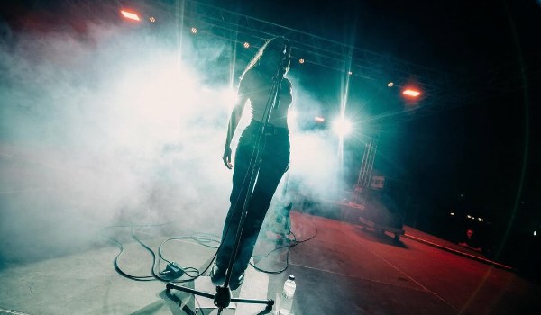 Ona Mafalda pulsa el botón de reinicio