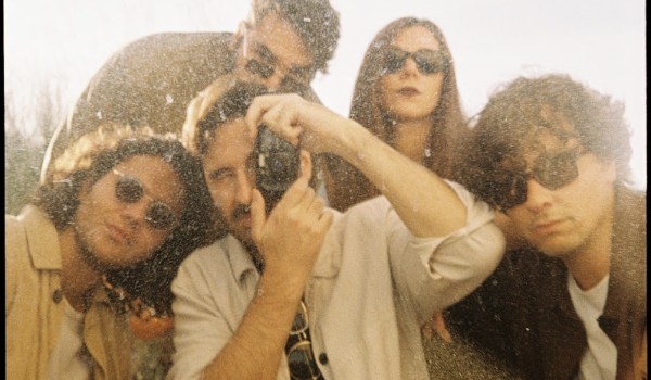 Extraños Pasajeros, el retorno de los hijos pródigos a la escena de Valladolid