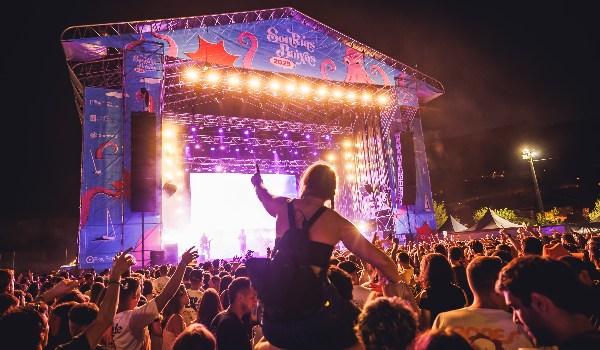 SonRías Baixas anuncia a La M.O.D.A., La Pegatina y Hoonine en sus primeras confirmaciones