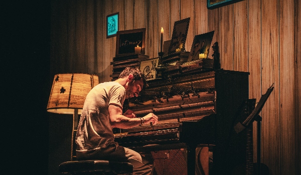 El piano minimalista de Andrea Vanzo expande su geografía emocional en España