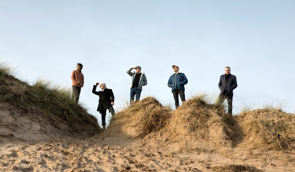 Teenage Fanclub sigue haciendo exactamente lo mismo (y esa es una de las mejores noticias del año)