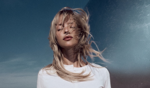 Angèle, la reina del pop europeo, elige Barcelona para su único concierto en España